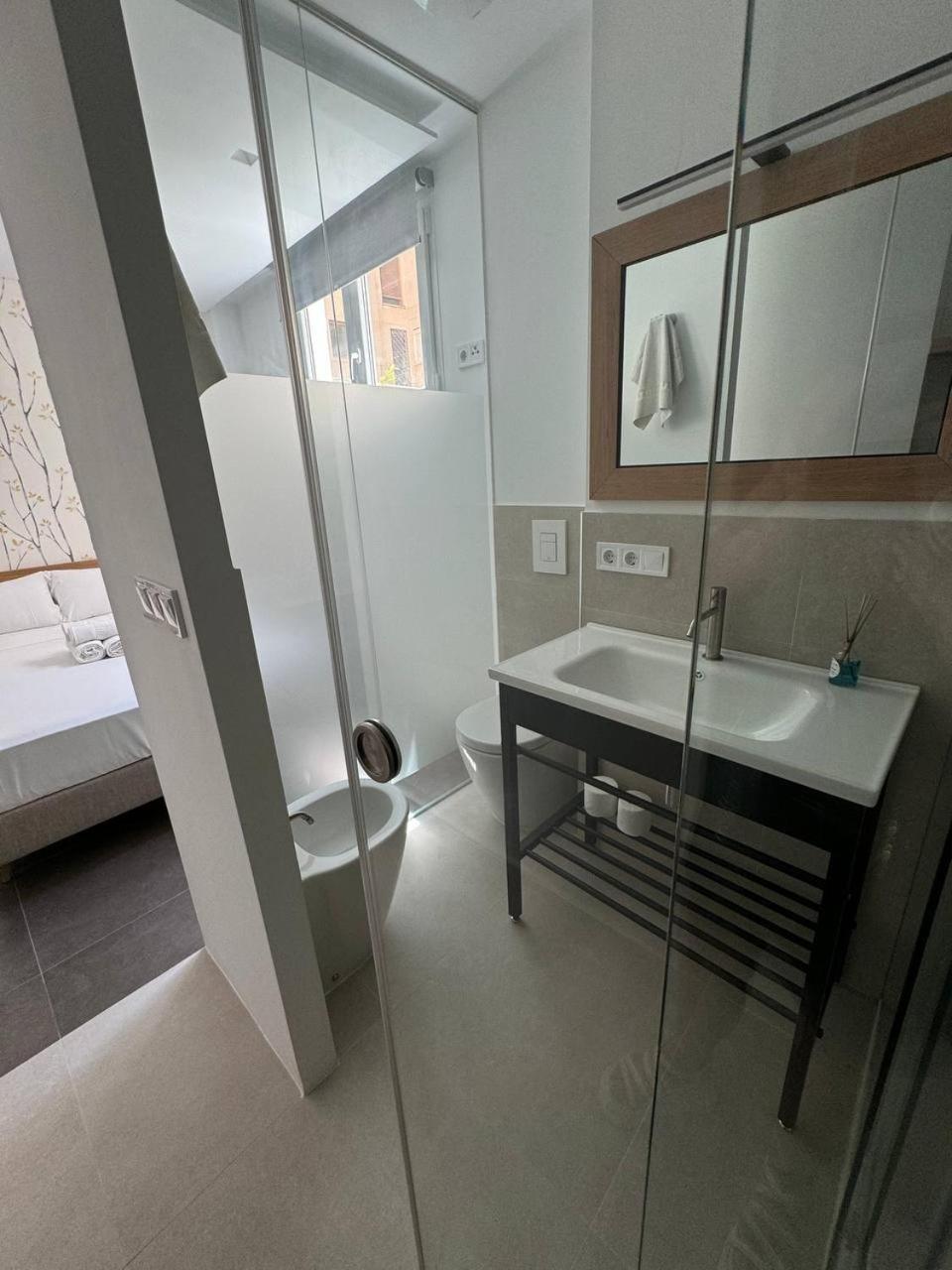Rooms Con Bano Privado Y Cocina Compartida Valencia Luaran gambar